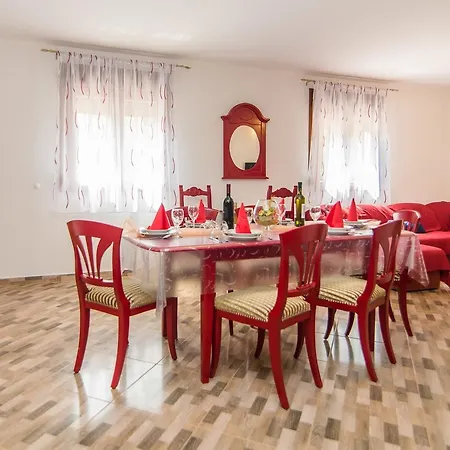 Villa Mihael *